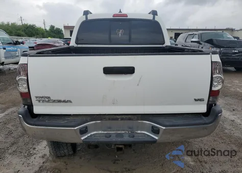 2013 Toyota Tacoma Double Cab z USA, uszkodzony, nr VIN 3TMLU4EN1DM114542